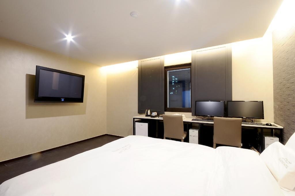 Queens Hotel Seomyeon Пусан Екстериор снимка