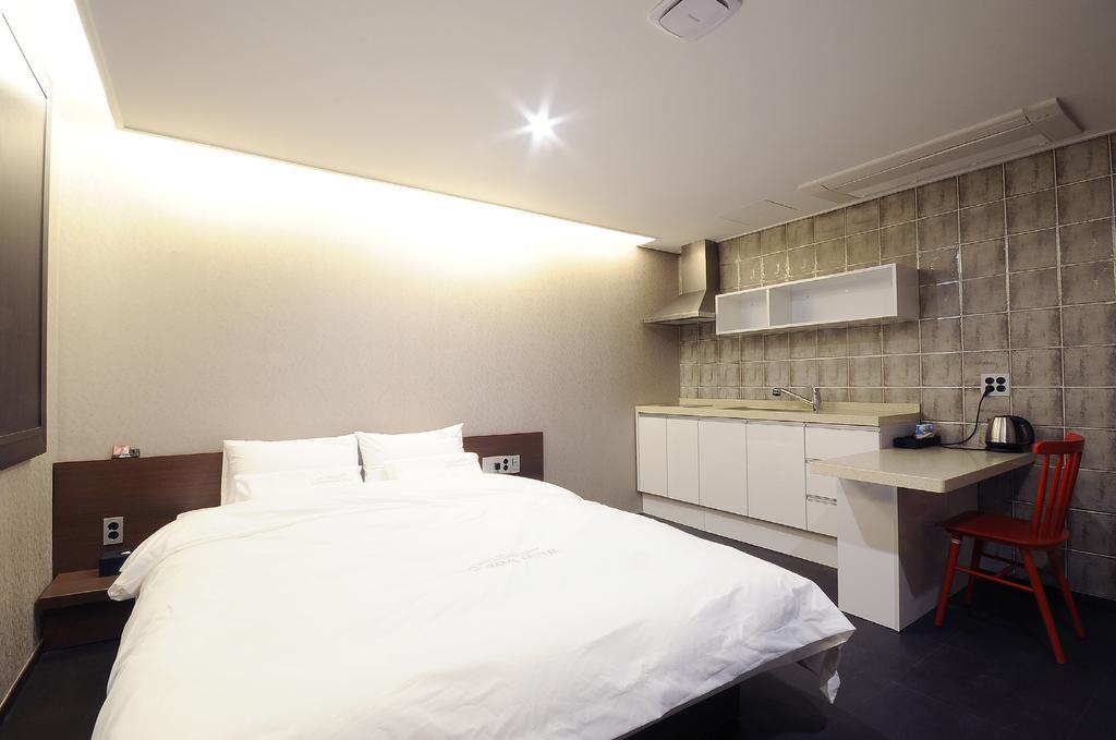 Queens Hotel Seomyeon Пусан Екстериор снимка