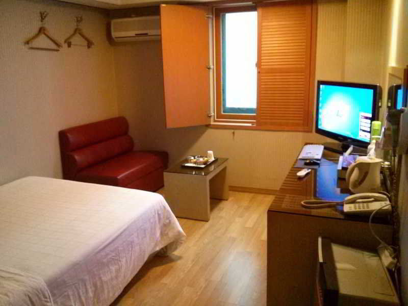 Queens Hotel Seomyeon Пусан Екстериор снимка